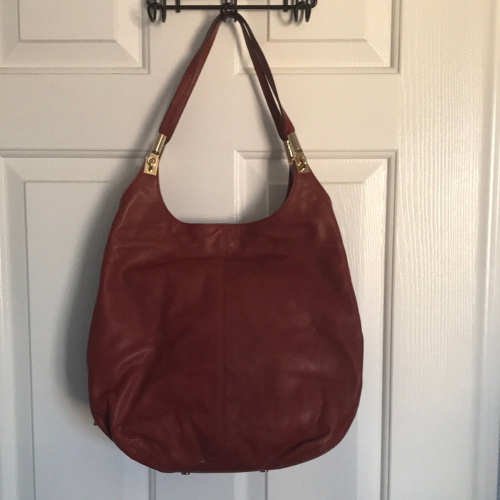 Brand new with tags Elizabeth and James Purse